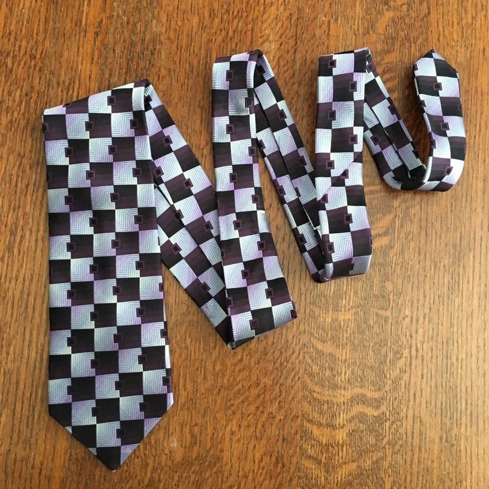 Crazy Horse | Purple Geometric Shapes Necktie